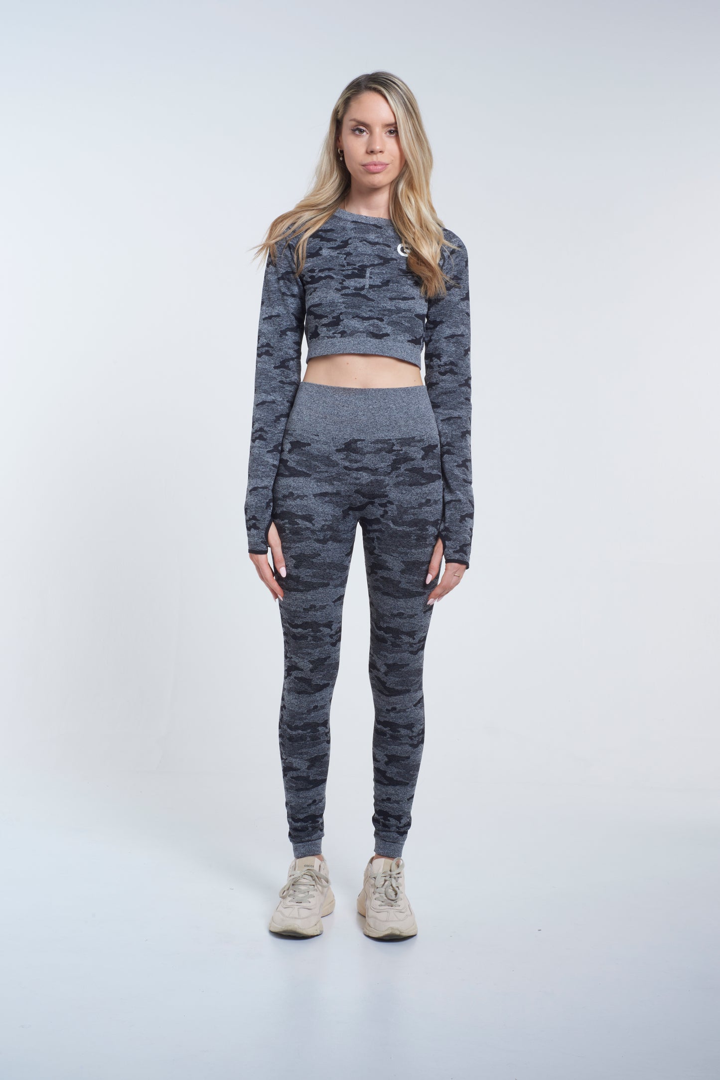 GA Women’s Seamless Long-Sleeve Training Set – Slate Grey